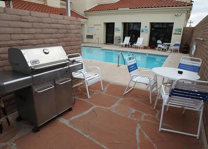 Gateway Motel 3*
