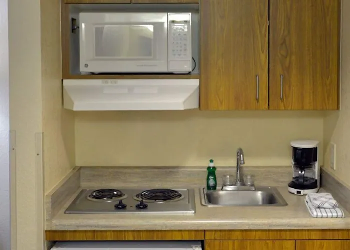 Gateway Motel 3*